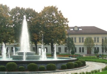 Piazza_IV_Novembre2-360x250.jpg