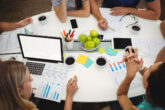 marketing graphic having discussion