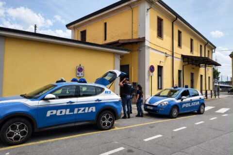 carnate polizia