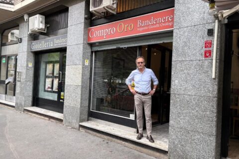 compro oro bande nere milano