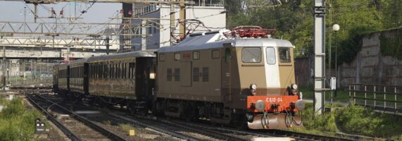 Treno-Storico_2-scaled-571x200.jpeg