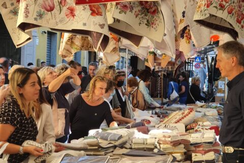 limbiate forte dei marmi mercatino ambulanti