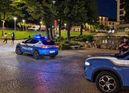 polizia-a-Monza-in-stazione-di-sera-foto--260x188.jpg